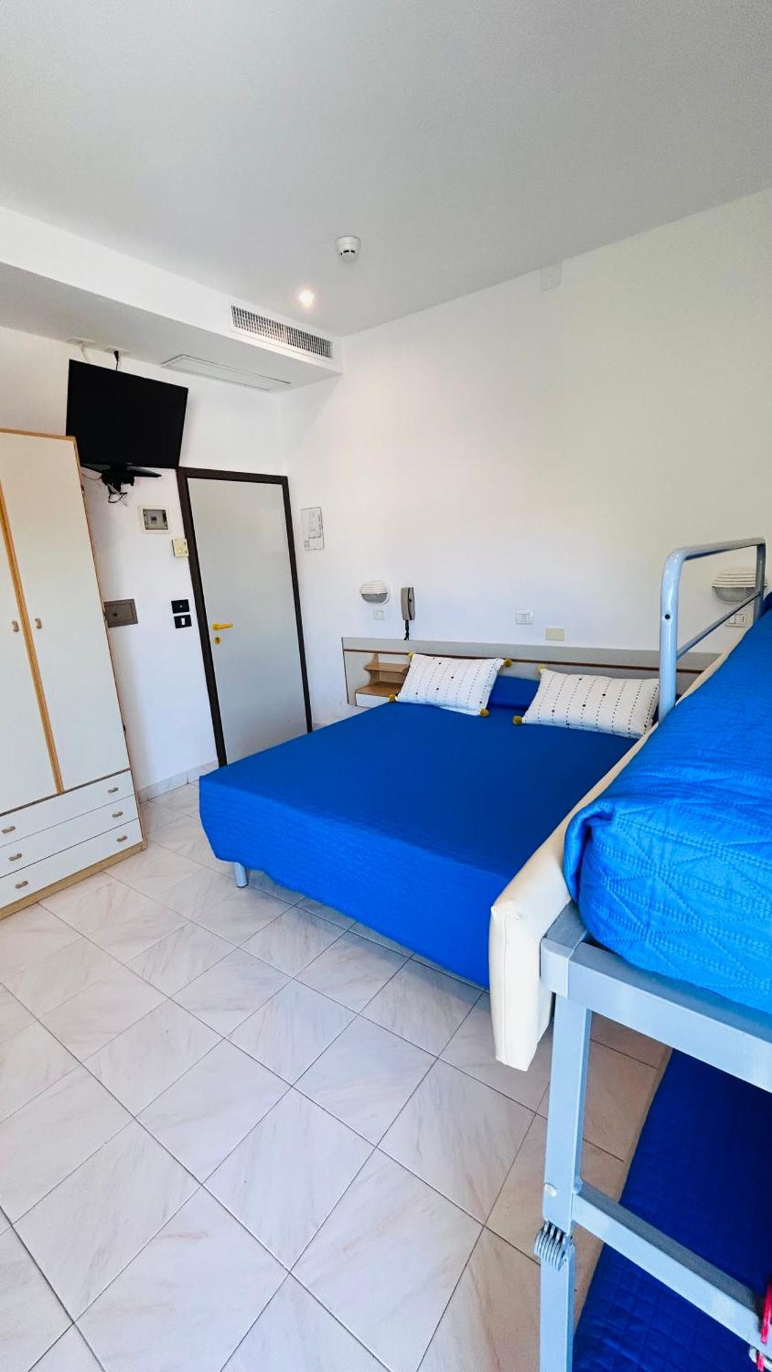 Hotel Sorriso Cattolica Dış mekan fotoğraf