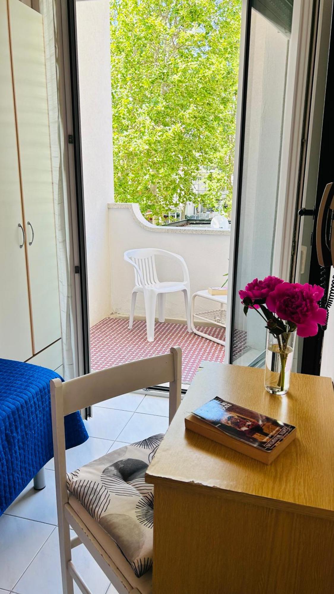 Hotel Sorriso Cattolica Dış mekan fotoğraf